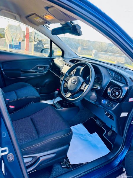 TOYOTA VITZ 2018 1.5L PETROL HYBRID 383309607