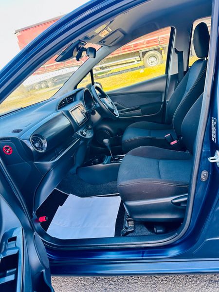 TOYOTA VITZ 2018 1.5L PETROL HYBRID 383309631