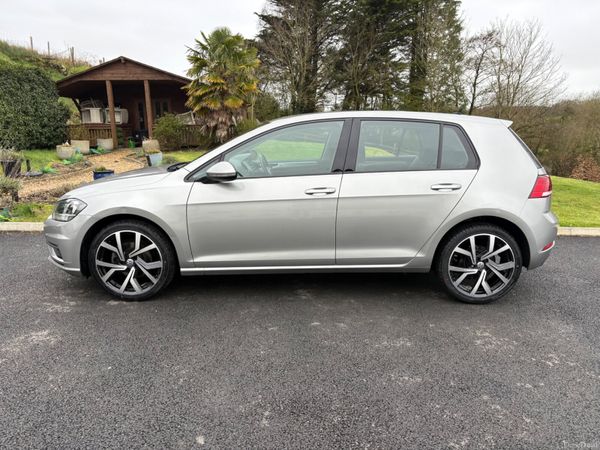 2017 Volkswagen Golf 1.6 TDI Manual 383451203