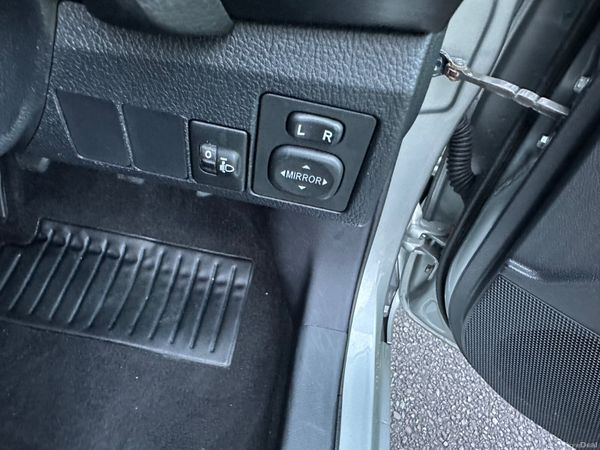 Toyota Auris 1.4 D4D 383451301