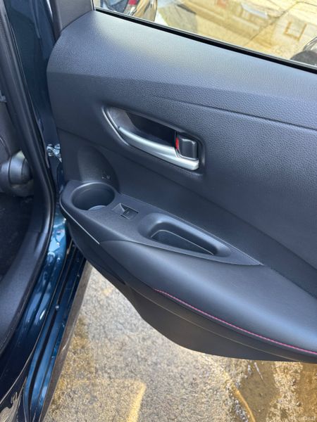 Toyota Corolla Sports High Spec 2019 383468427