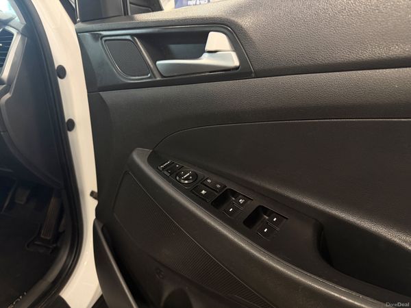 162 Hyundai Tucson Executive 1.7D 383478933