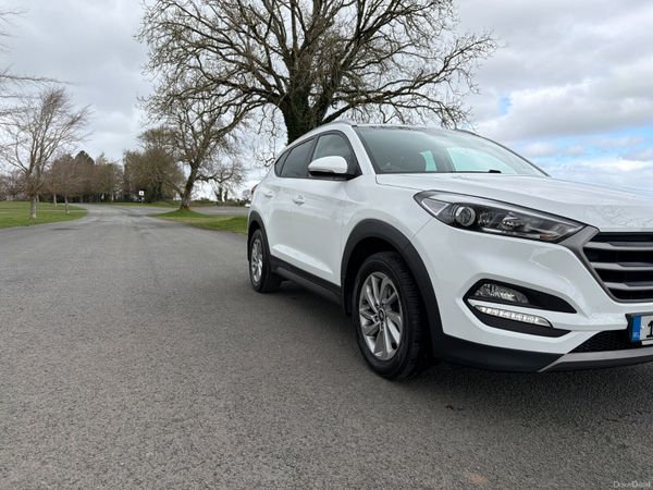 Hyundai Tucson 2016 Executive  Low mileage 383487651
