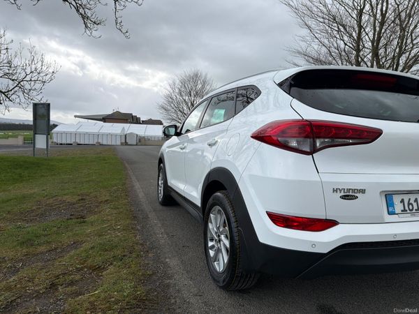 Hyundai Tucson 2016 Executive  Low mileage 383487653