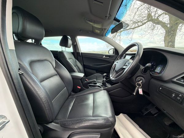 Hyundai Tucson 2016 Executive  Low mileage 383487669