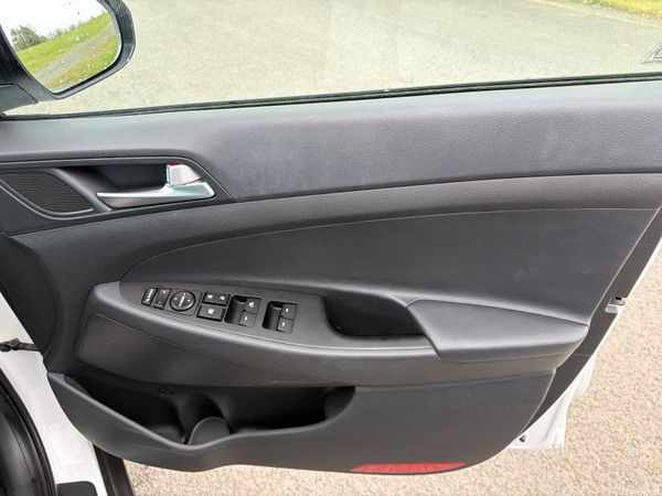 Hyundai Tucson 2016 Executive  Low mileage 383487689