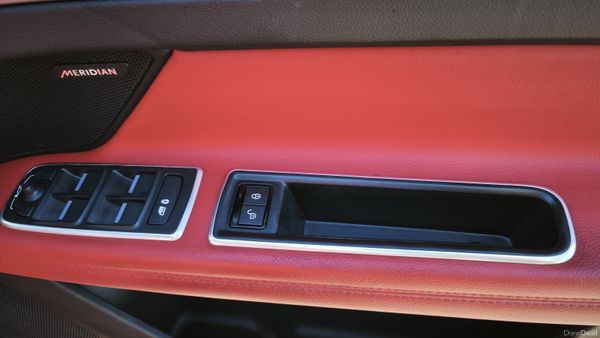 2016 Jaguar XF R-Sport AA Appoved Warranty 383409453