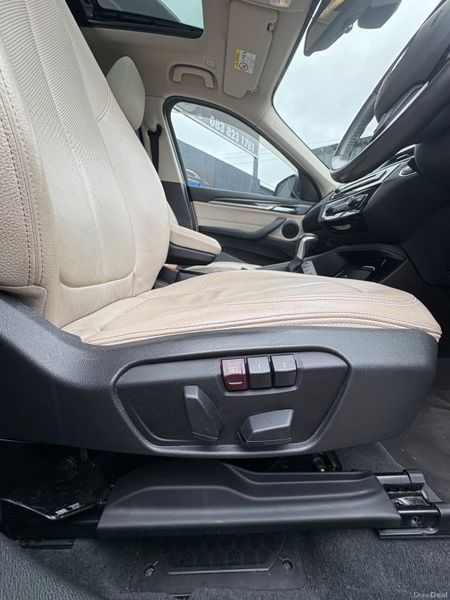 BMW X1 18D X Line Pan Roof 383414311