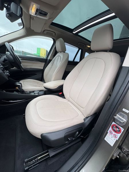 BMW X1 18D X Line Pan Roof 383414571