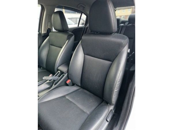 Honda Grace 2018| High spec self charging hybrid 383420289