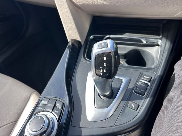 2016 BMW 318d SE TOURING AUTO 383424713