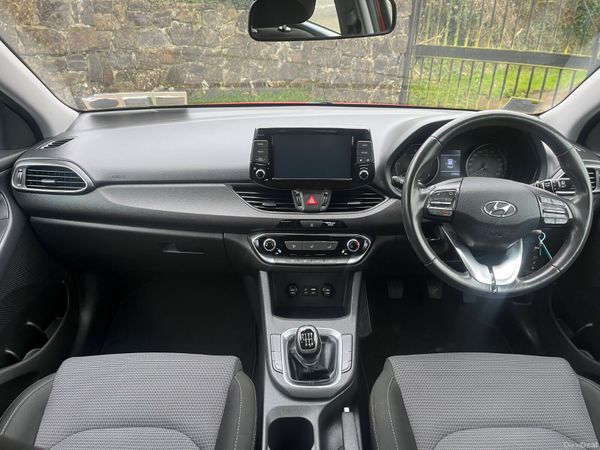 Hyundai i30 1.6 Diesel Deluxe 383425363