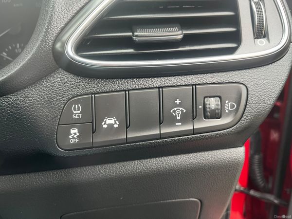 Hyundai i30 1.6 Diesel Deluxe 383425383