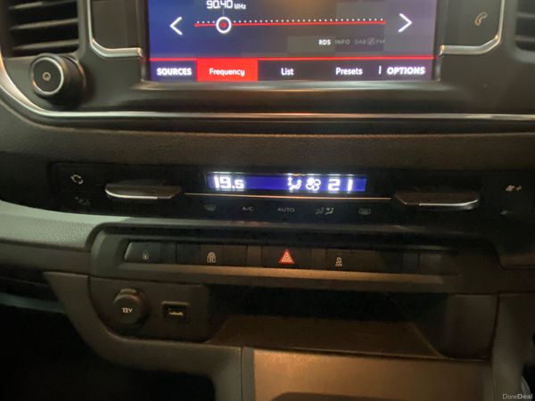 171 Citroen  Spacetourer 1.6 D - 8 SEATER - LOW KM 383432069