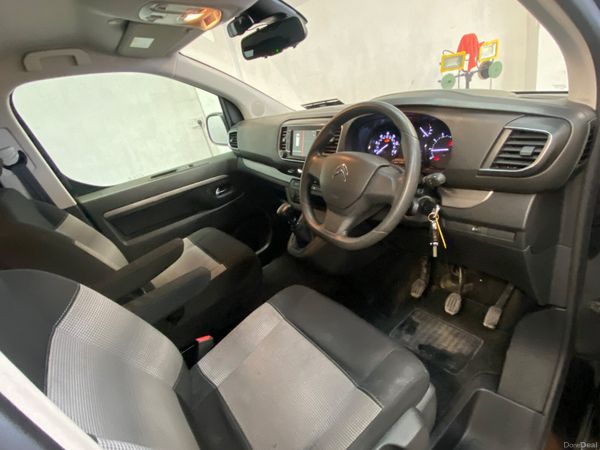 171 Citroen  Spacetourer 1.6 D - 8 SEATER - LOW KM 383432071