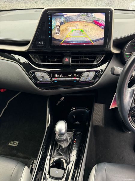 Toyota CHR G LED White Leather Trim 2019 383436679