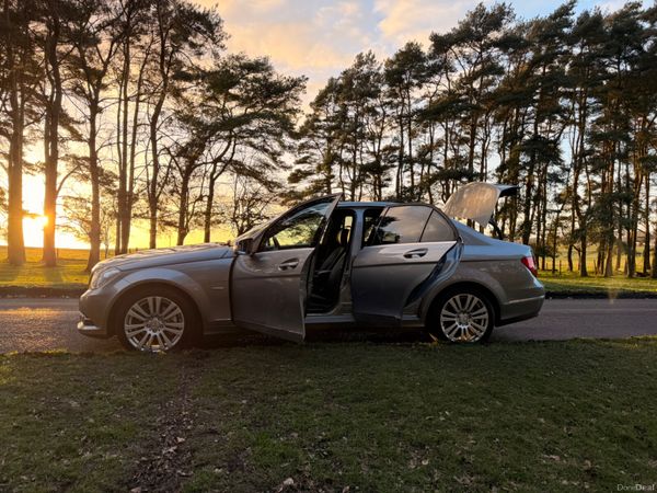 Mercedes-Benz C220 CDI Diesel Automatic 383542057