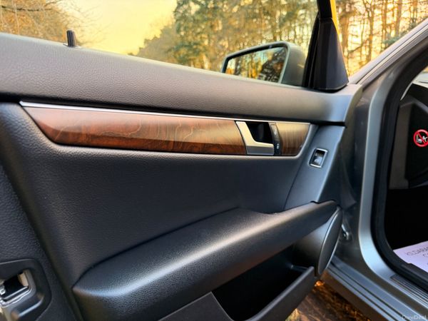 Mercedes-Benz C220 CDI Diesel Automatic 383542019