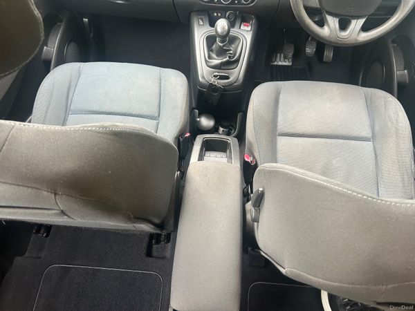 Renault Grand Scenic 2010 NCT 03/27 383543769