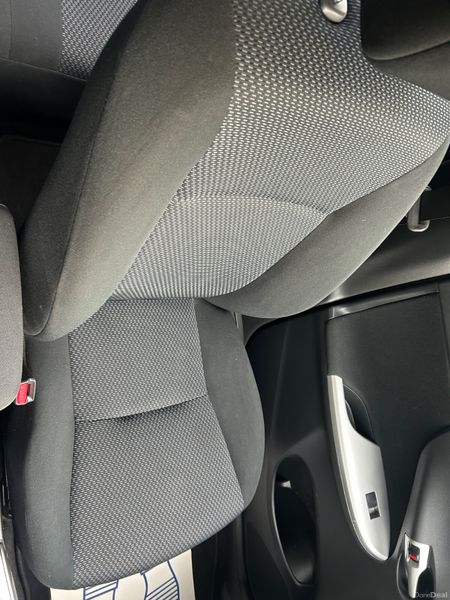 Toyota Corolla 2011 NCT 05/27 383545059