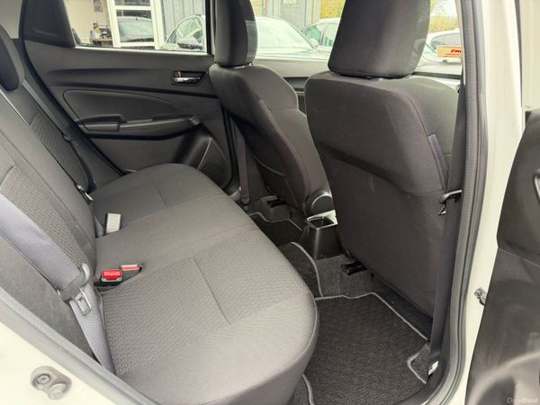 19 Suzuki Swift 1.2 383551339