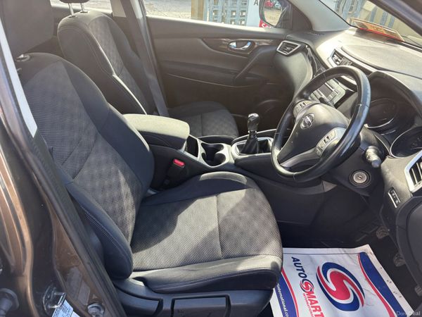 142 Nissan Qashqai 1.5dci 383554571