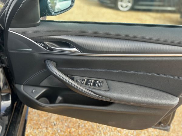 BMW 520D MSPORT 383555181