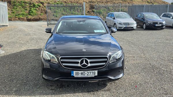 Mercedes E220D AMG Line premium Edition | PANROOF 383585265