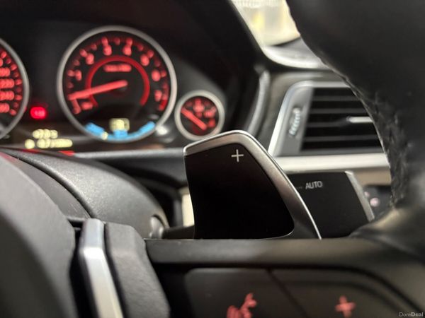 2019 BMW 330E M Sport Plug In Hybrid 74,000 KM 383585541