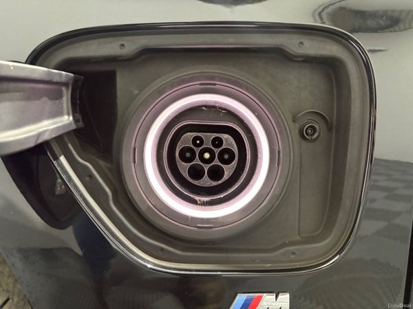 2019 BMW 330E M Sport Plug In Hybrid 74,000 KM 383585521