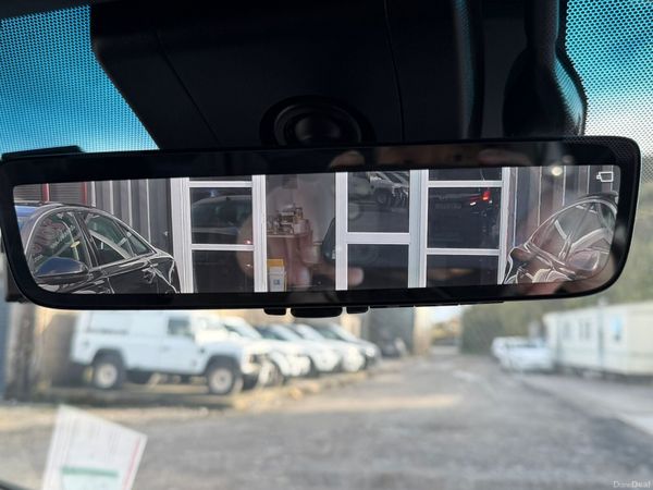 231 Toyota Alphard  2.5 Hybrid 383531473