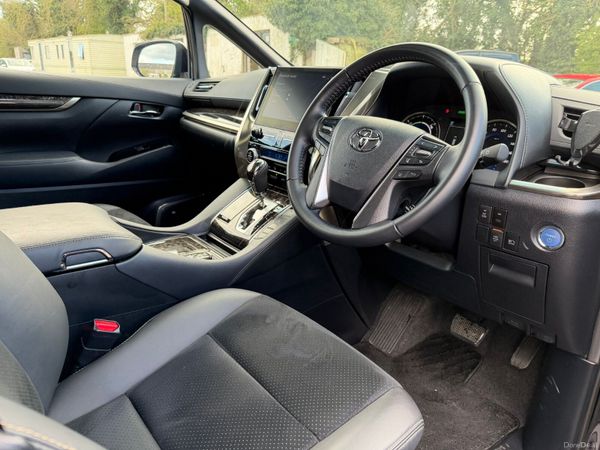 231 Toyota Alphard  2.5 Hybrid 383531517