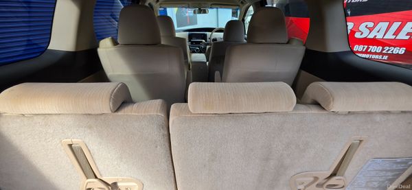 Toyota Estima Hybrid 383534427