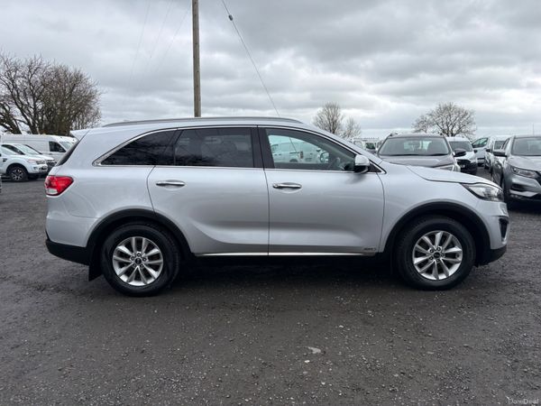Kia Sorento AWD 7 Seater 383534917