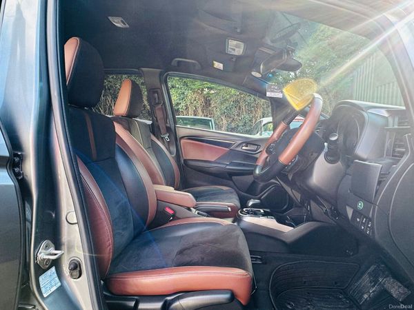 HONDA FIT 2019 PREMIUM LEATHER TOPSPECS 383673105