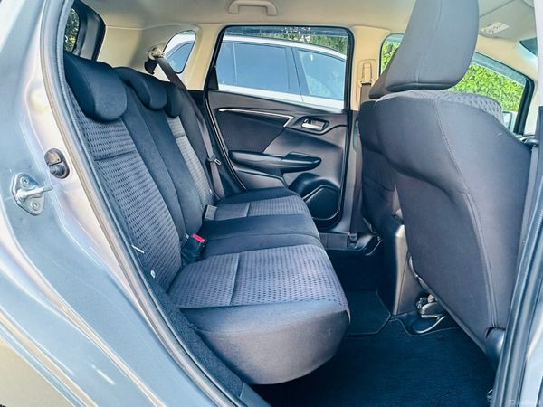 HONDA FIT 2019 47K KM WITH CRUISE CONTROL 383673425