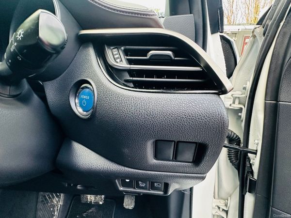 TOYOTA C-HR 2018-TWO TONNE 37K MILES ONLY 383678353