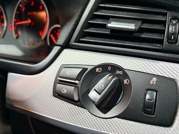 2015 BMW 520D F10 M Sport 2.0  Auto 383692613