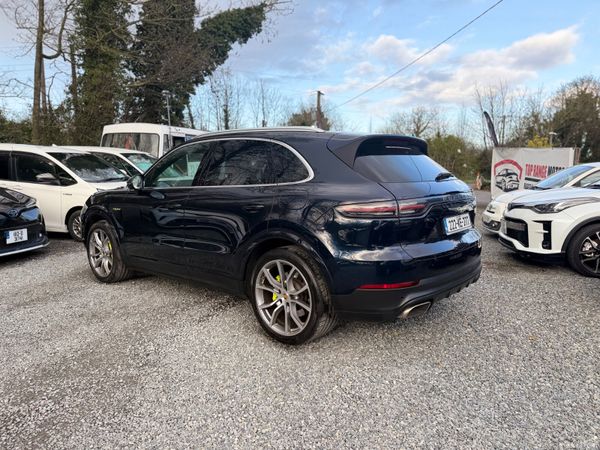 Porsche Cayenne 2022 383610067