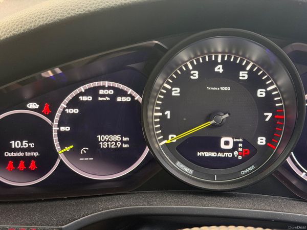 Porsche Cayenne 2022 383610093