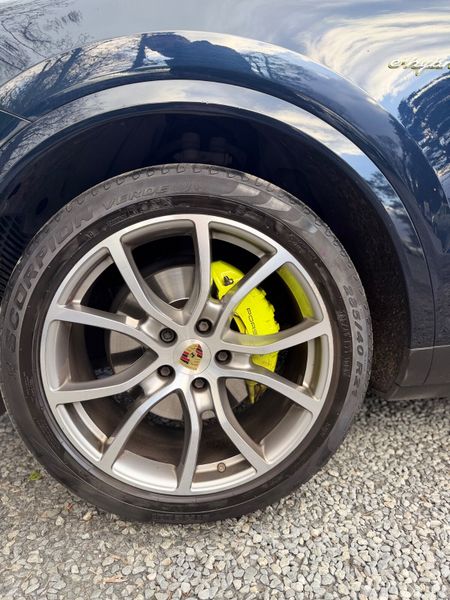 Porsche Cayenne 2022 383610099