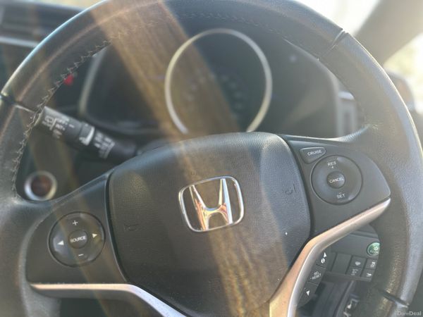 Honda Fit 2017 1.5 Hybrid 383615599