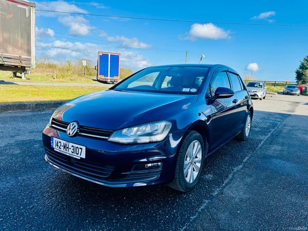 Volkswagen Golf 2014 383616325
