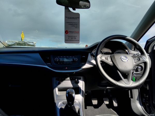 Opel Astra 2019 383618363