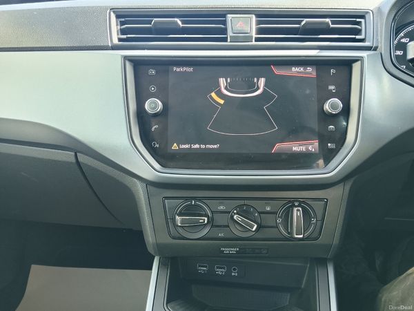 SEAT ARONA 1.0tsi DSG **Low Mileage** 383626675