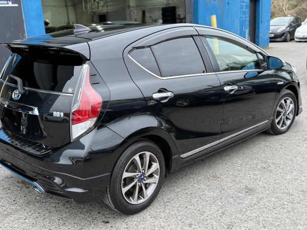 2017 Toyota Aqua Hybrid Automatic/ Modelista Spec 383767229