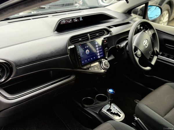 2017 Toyota Aqua Hybrid Automatic/ Modelista Spec 383767237