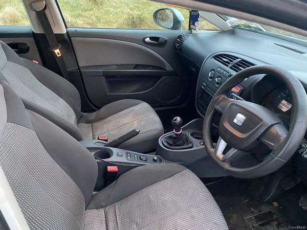 SEAT Leon 2010 383771155