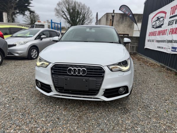 Audi A1 2012 383775645
