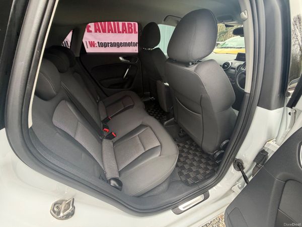 Audi A1 2012 383775651